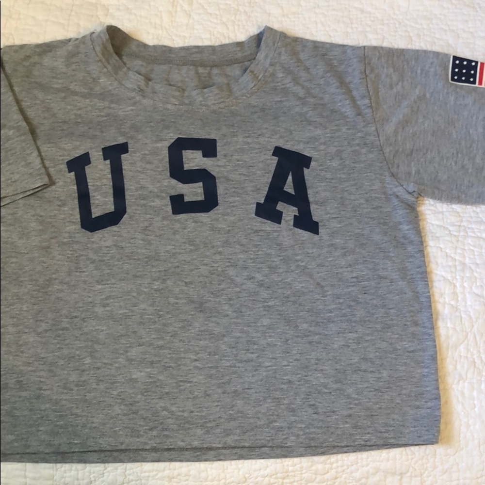 Cropped USA T